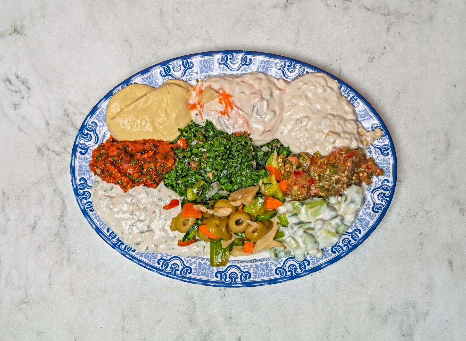 مقبلات مشكل - وسط