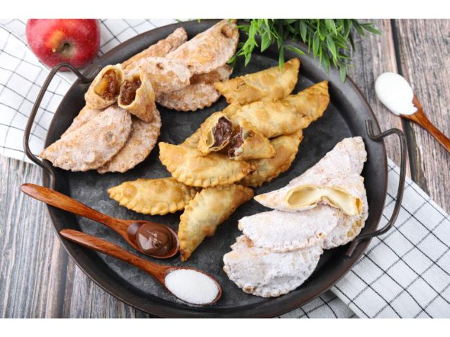 سمبوسة نوتيلا - 1 حبة