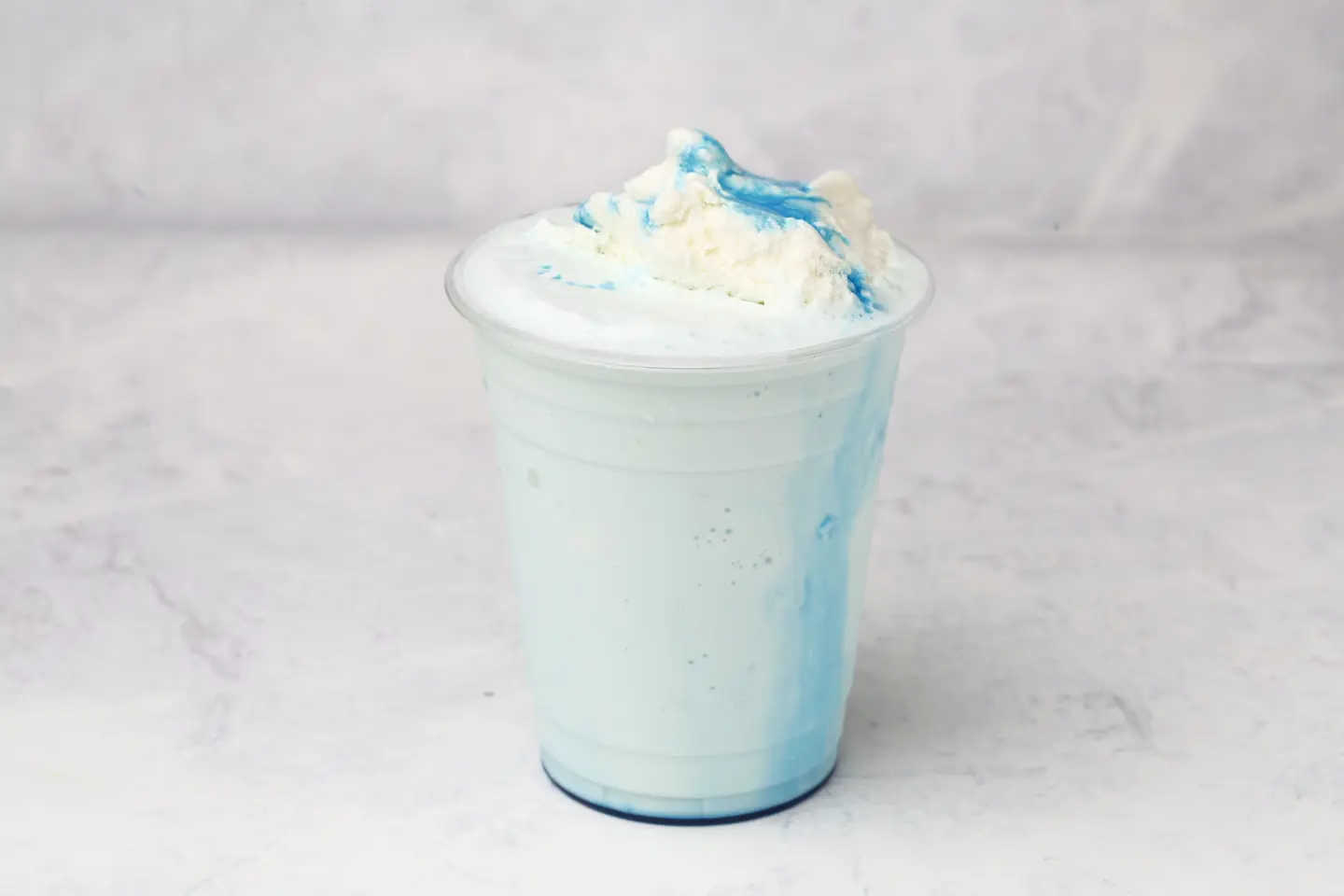 Blue Milkshake - Medium