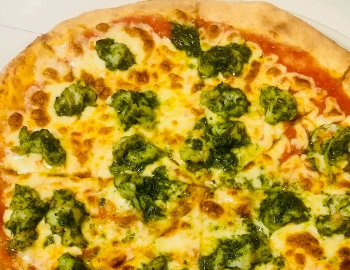 لينيو بيستو - وسط