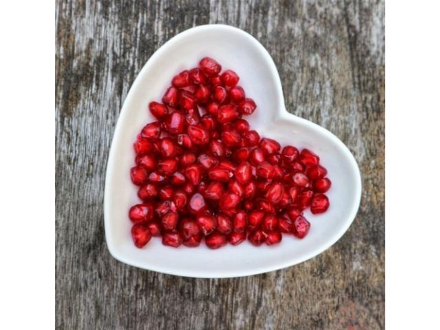Pomegranate - Medium 370 Grams
