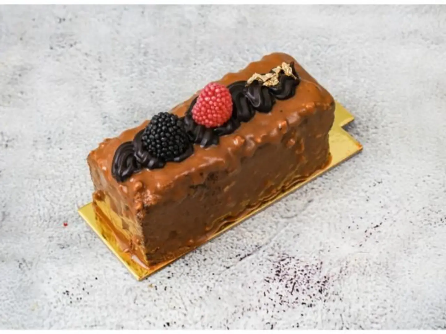 Crunchy Chocolate Cake - Small