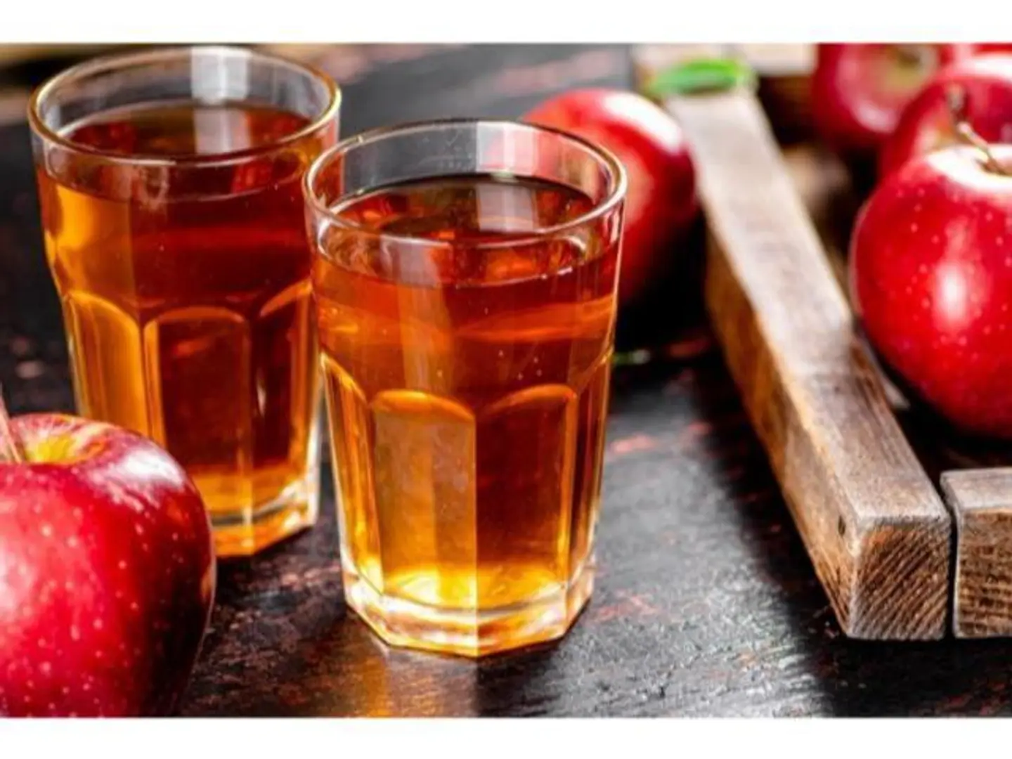 Red Apple - Small Cup