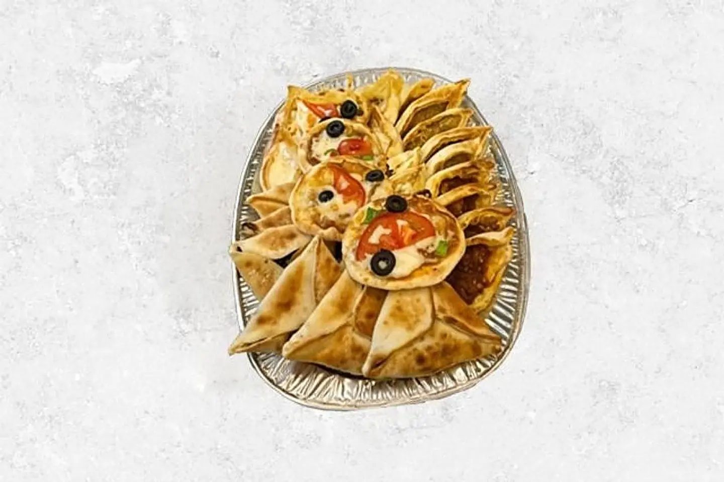 Mixed Pastries Diah - 17 Pieces