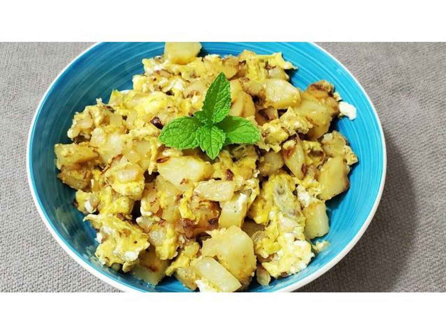 Mefreka Eggs With Potatoes - Regular