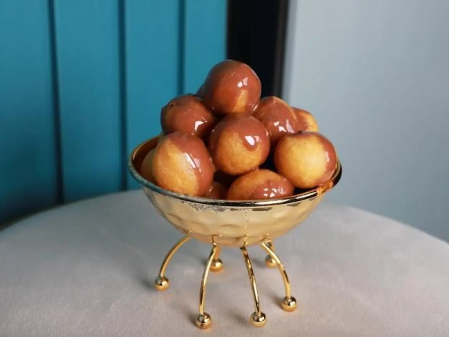 Logimat Stuffed With Cheese And Dates Molasses - Small