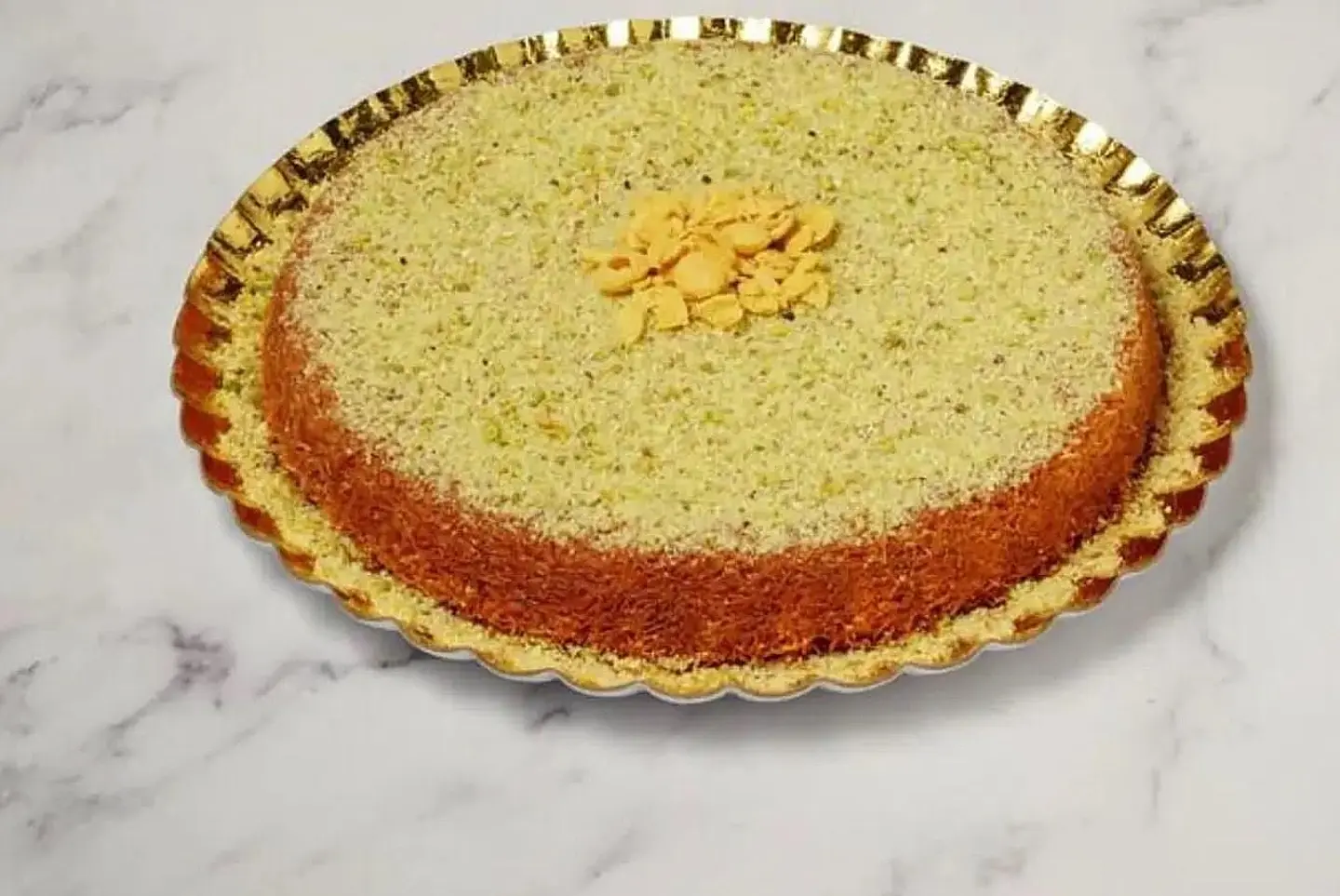 Kunafa With Sauce And Nuts - One Person