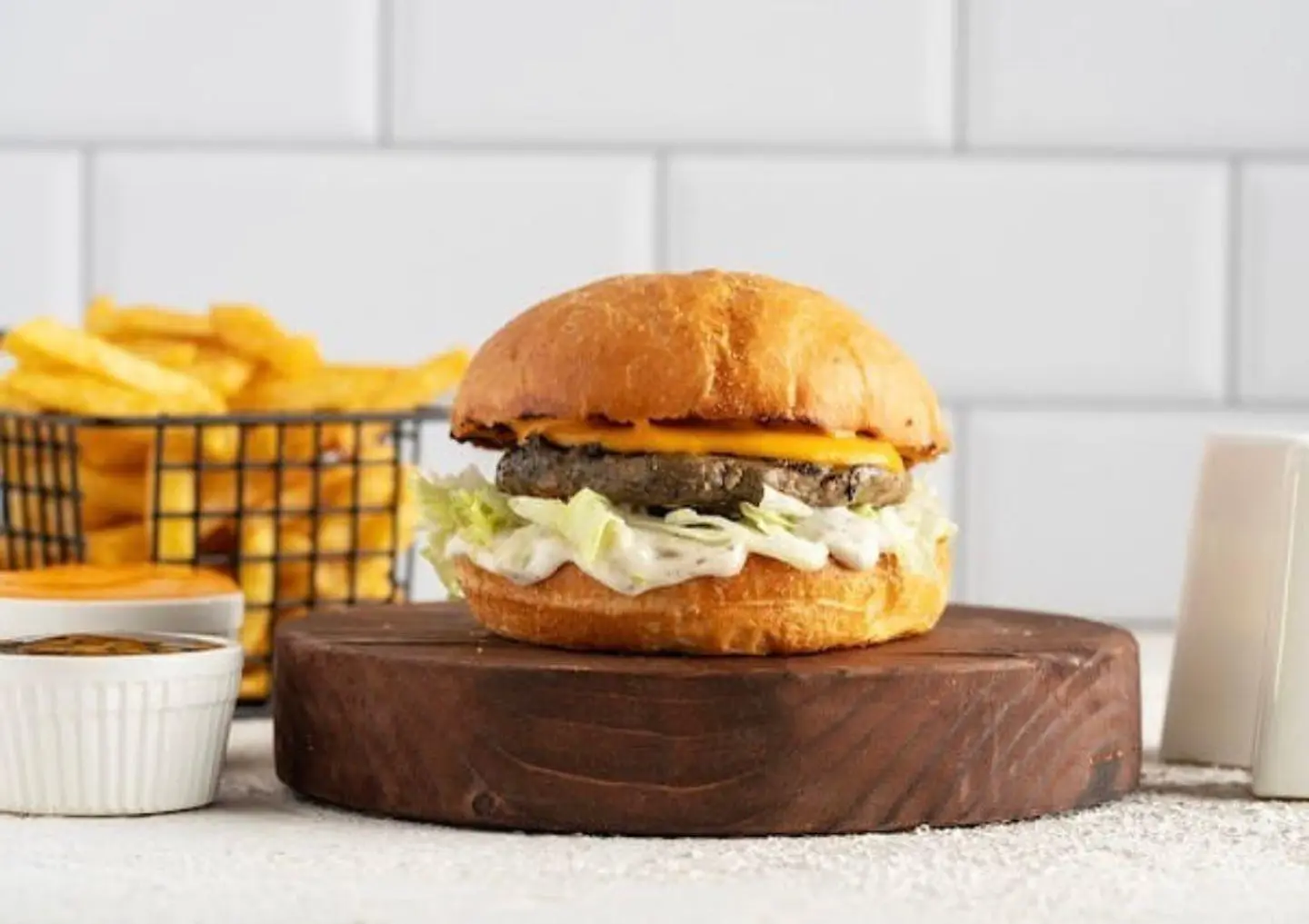 كلاسيك برجر فحمة - ساندوتش