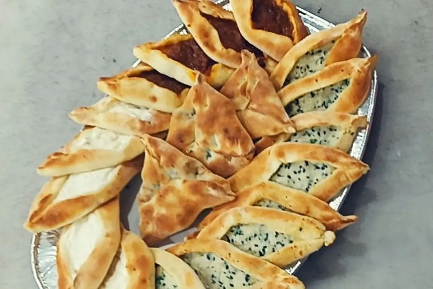 Mixed Pie Box - 30 Pieces