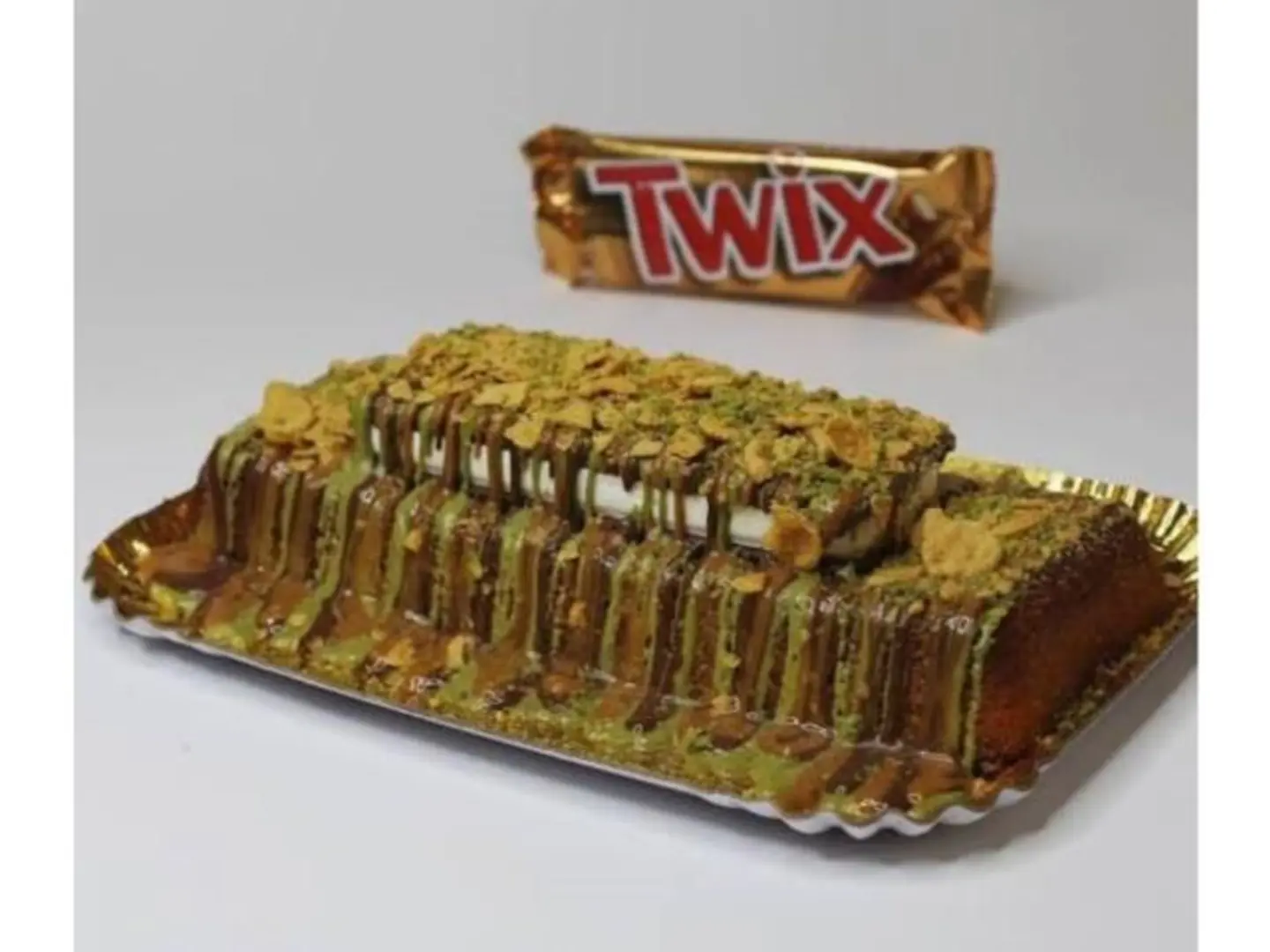 Rectangular Kunafa Twix - Small