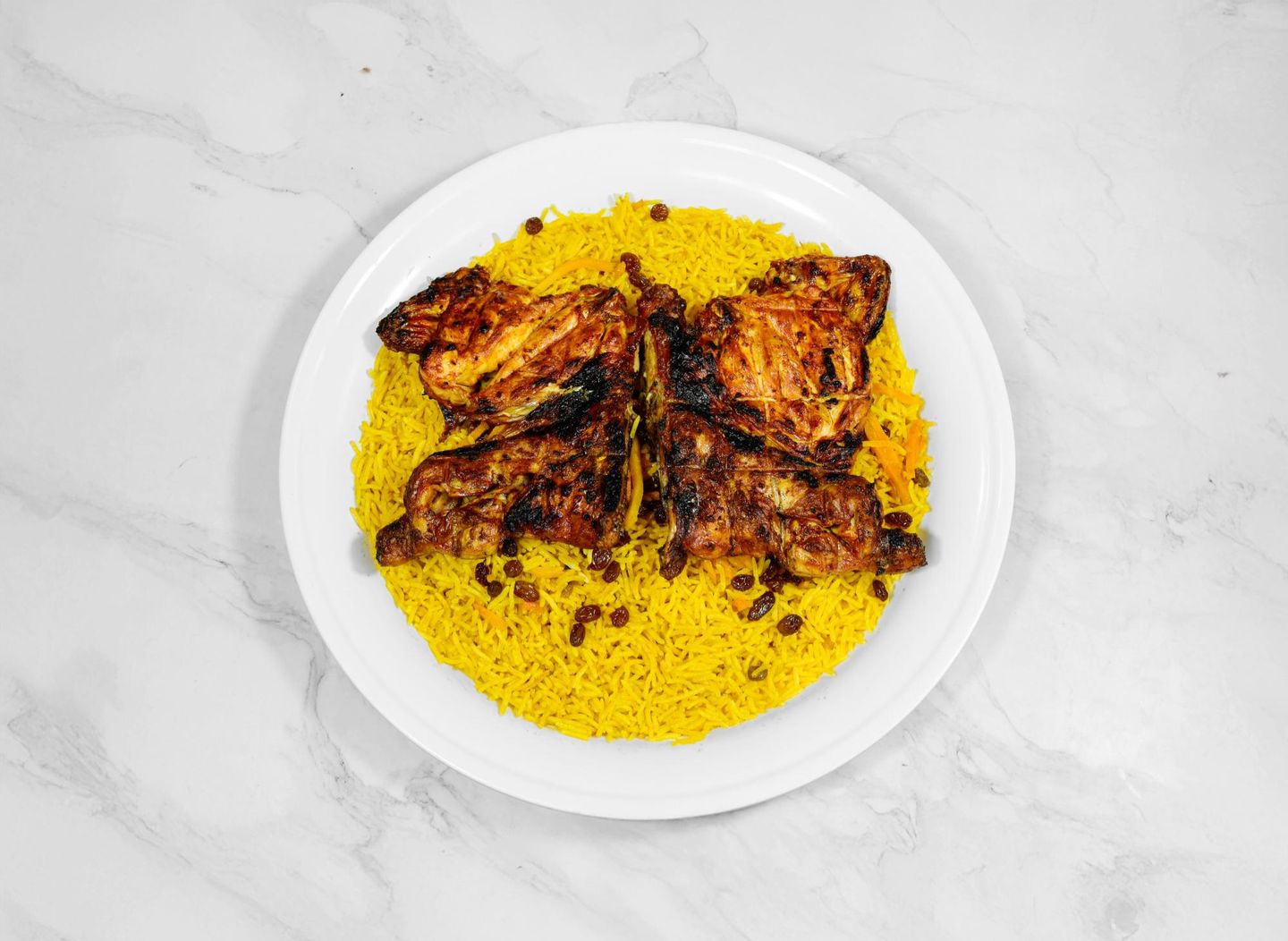 دجاج على الفحم مع الرز - نص حبة دجاج