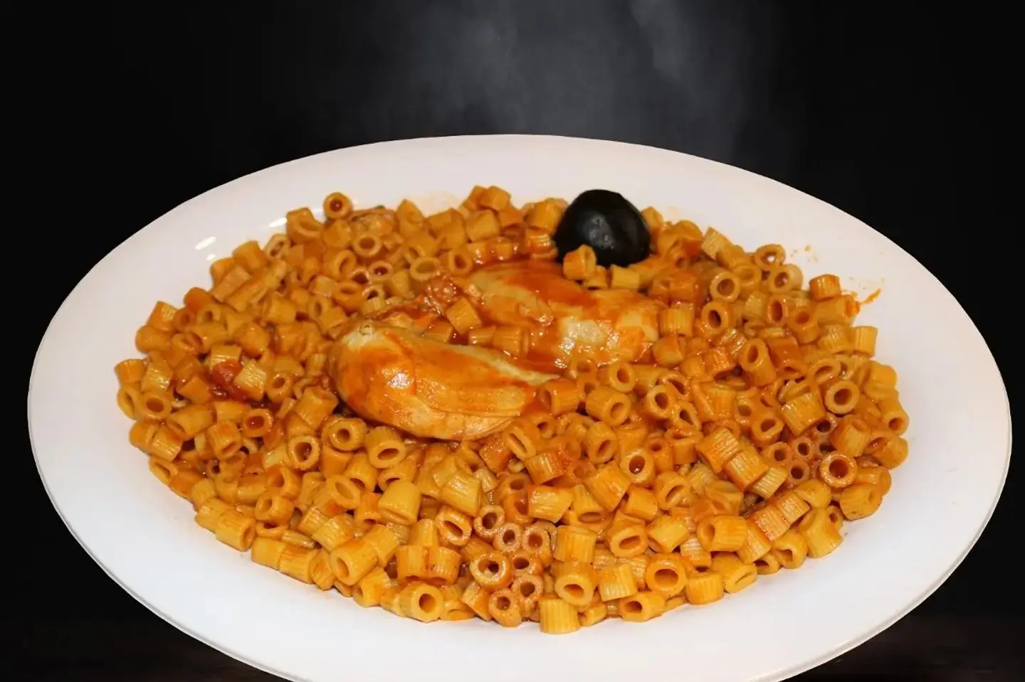 مضغوط مكرونة احمر - نص