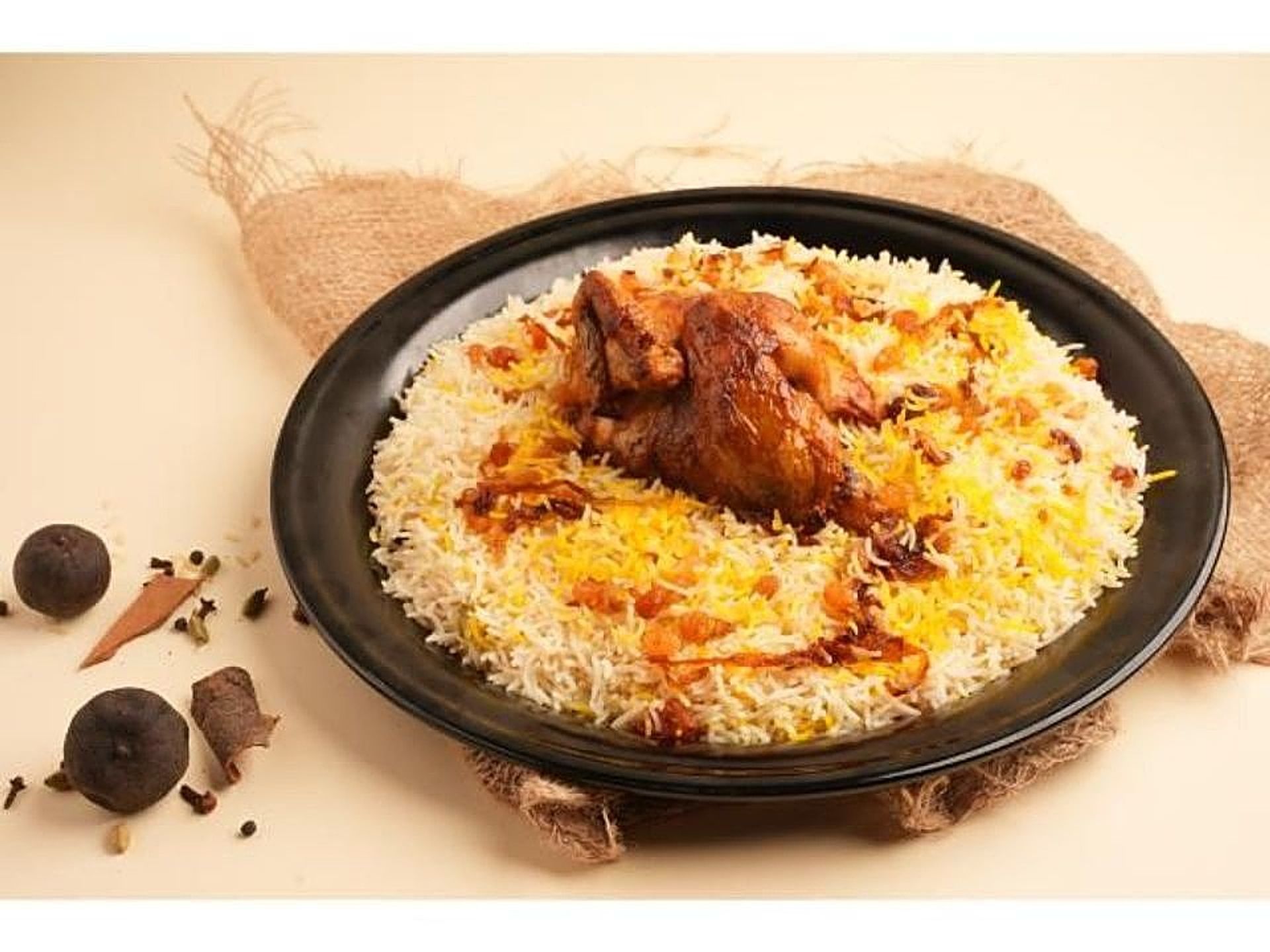 دجاج شواية مع الرز - نص حبة دجاج