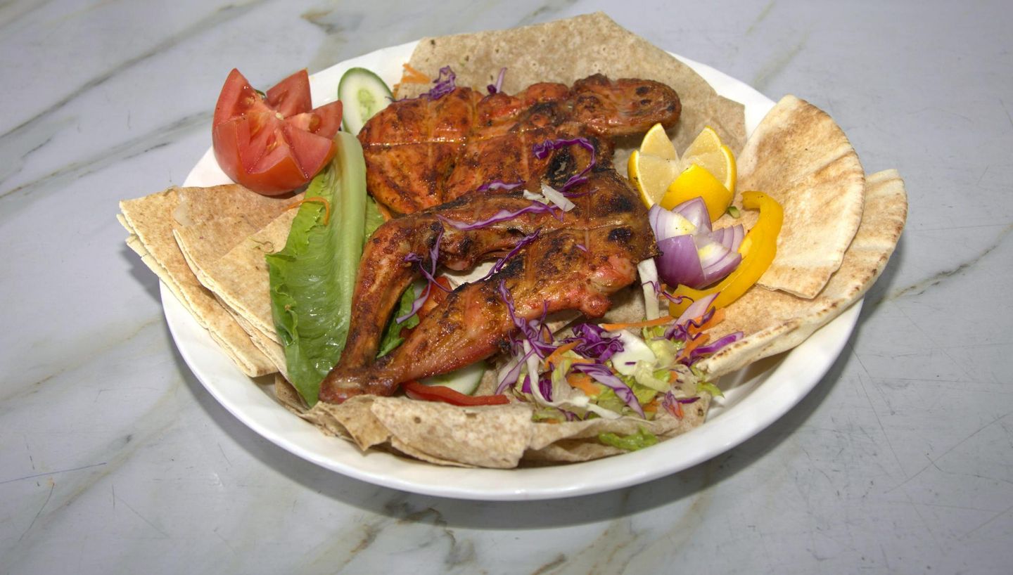 دجاج على الفحم سادة - نص حبة دجاج