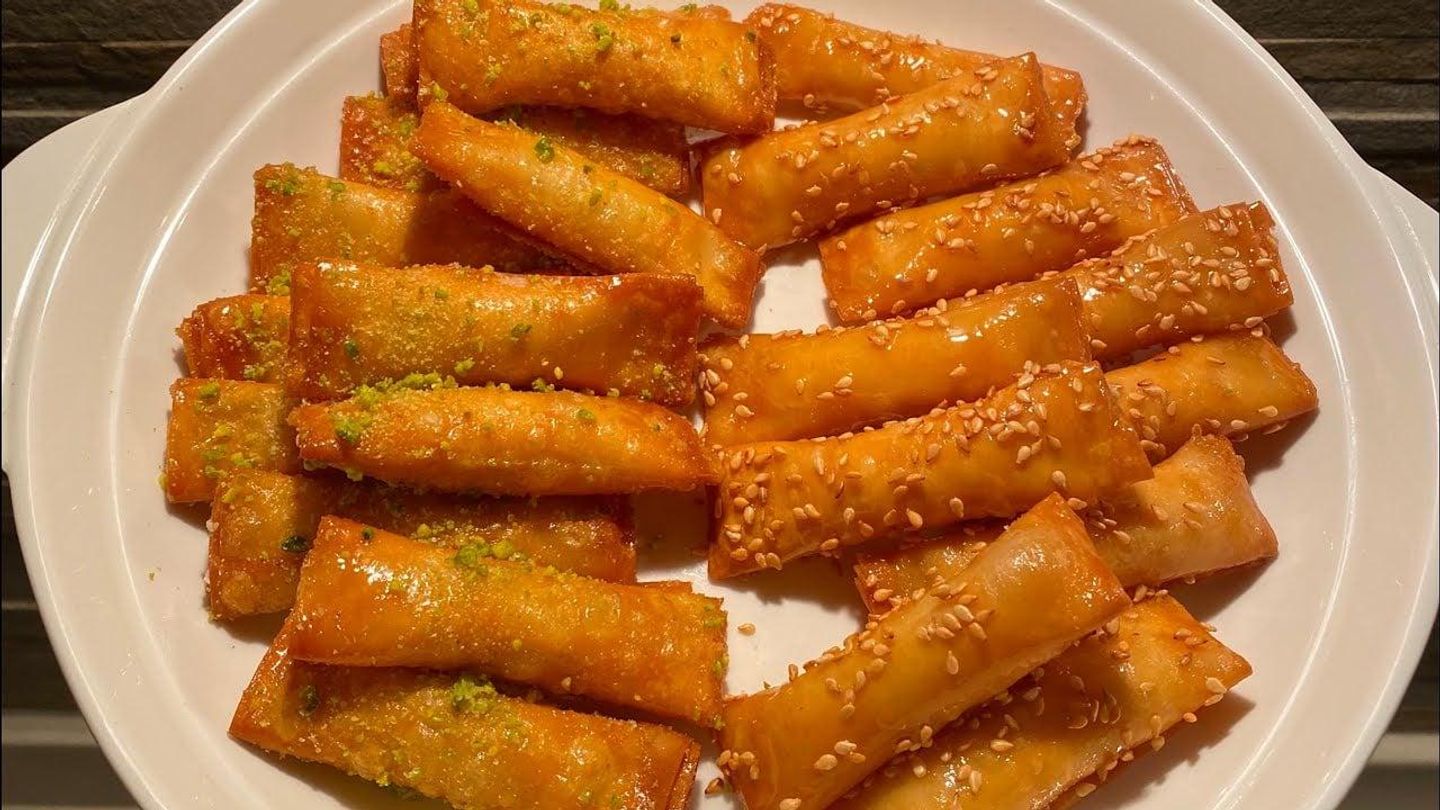 أصابع جبنة بالنستلة - صغير
