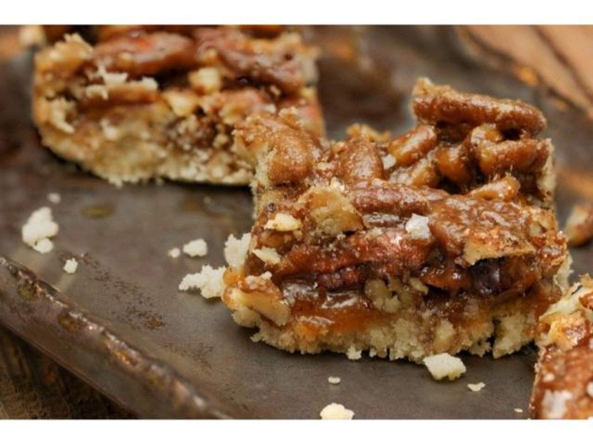 فطيرة كريمة ومكسرات - صغير