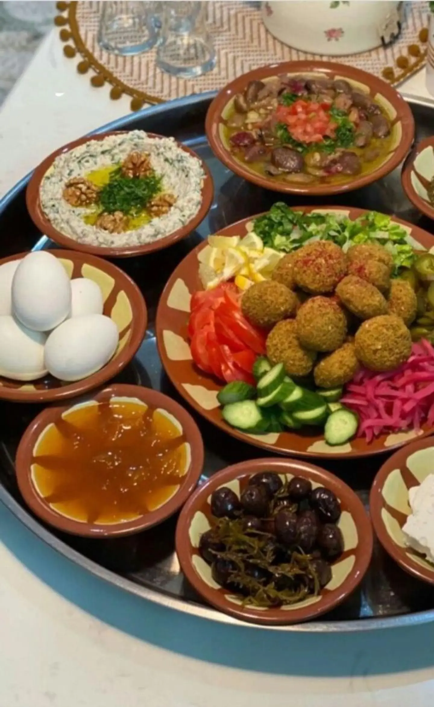 فطور فتوح مصري 1فول طعميه بيض - نفر