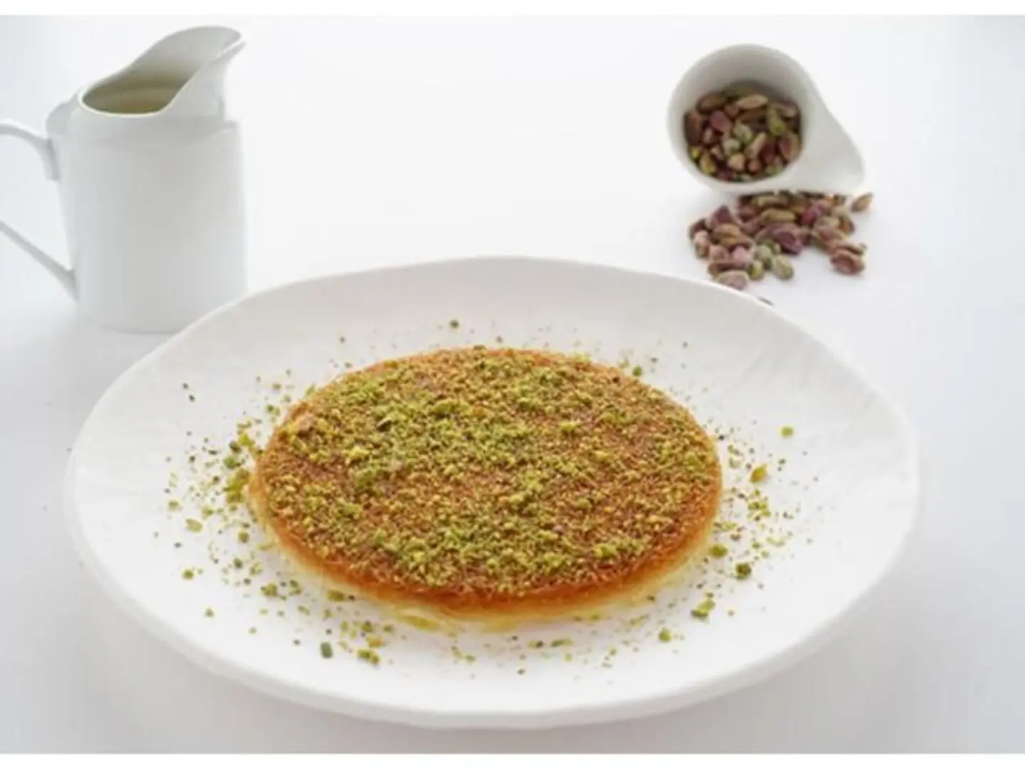 كنافة نابلسية ناعمه بالجبنه - صحن صغير