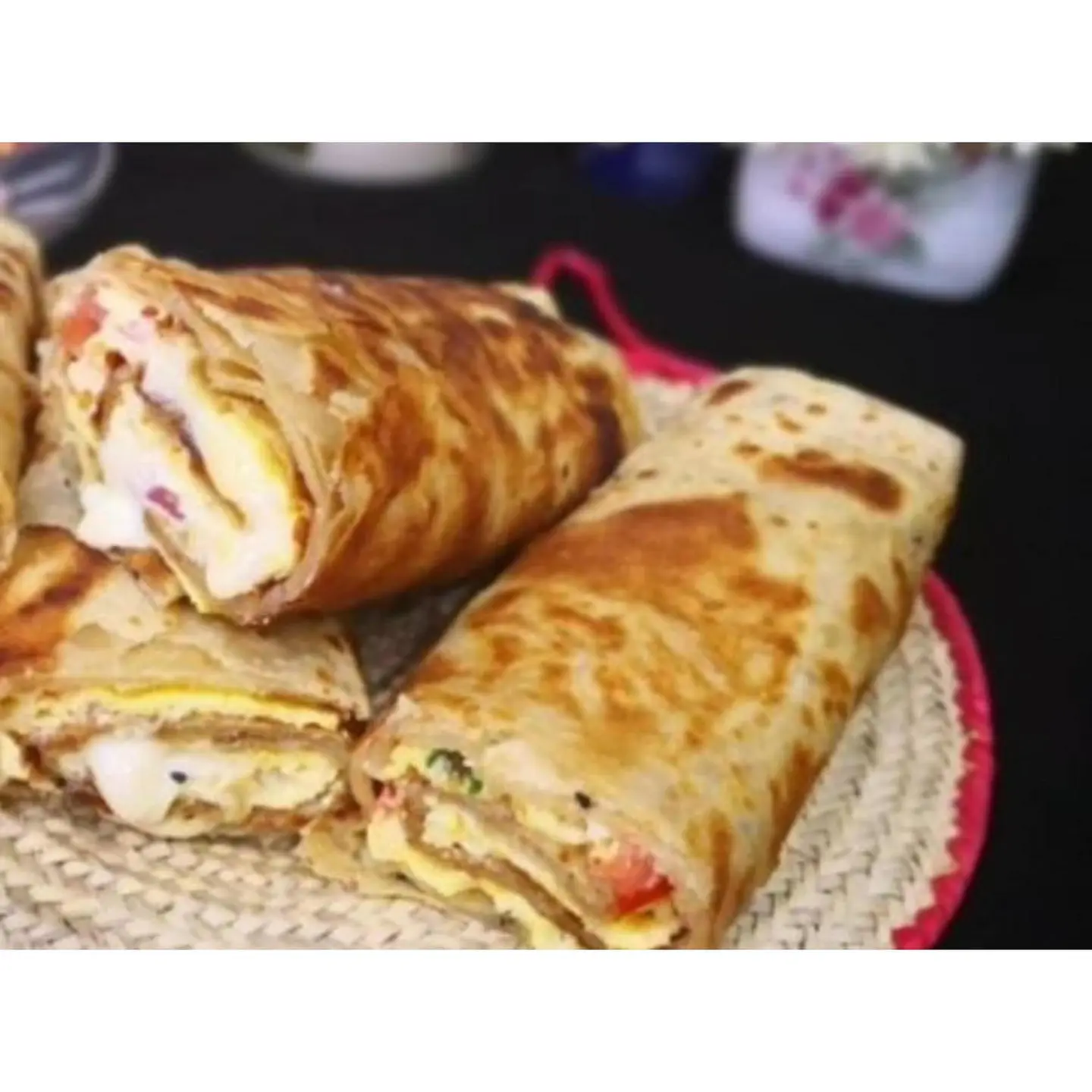 Sarukh Eggs Pan Saj Bread - Regular