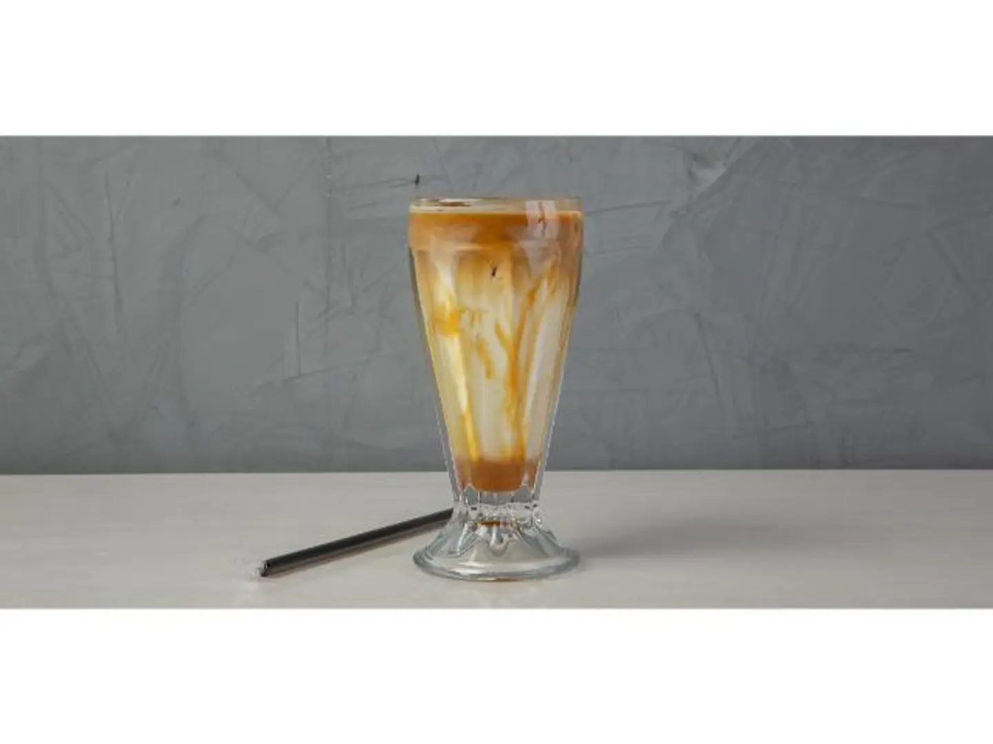 Iced Caramel - Medium