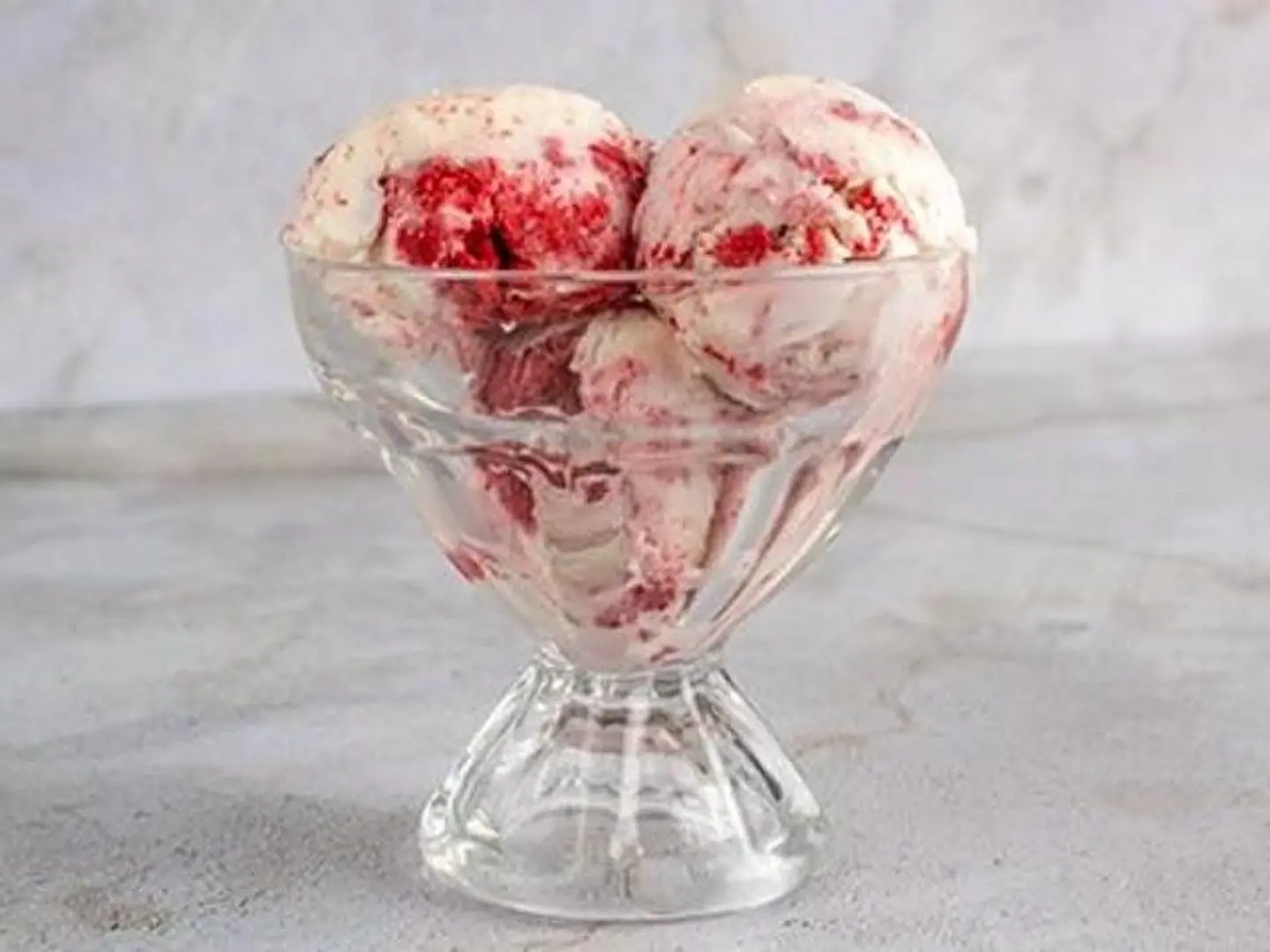 Pomegranate Cheesecake Ice Cream - 1 Scoop