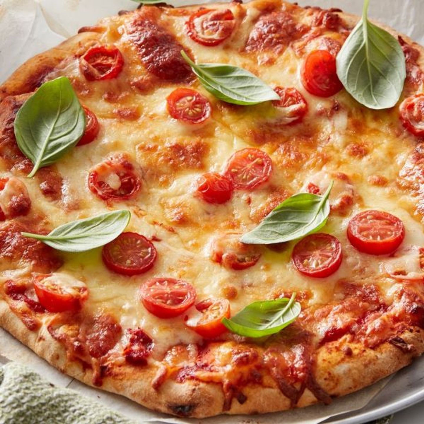 Margherita Pizza - Medium