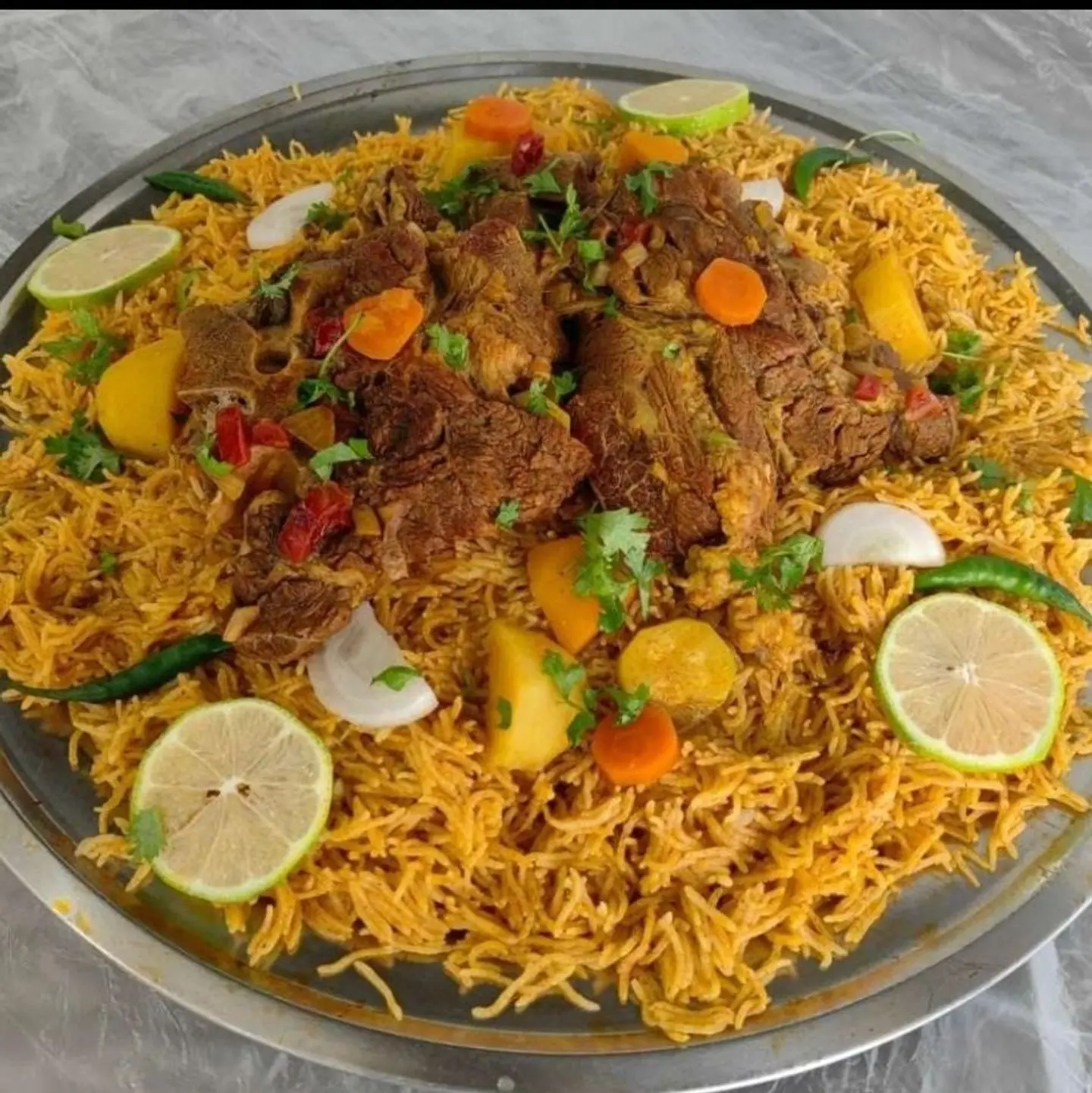 ارز كبسة مع لحم - صغير