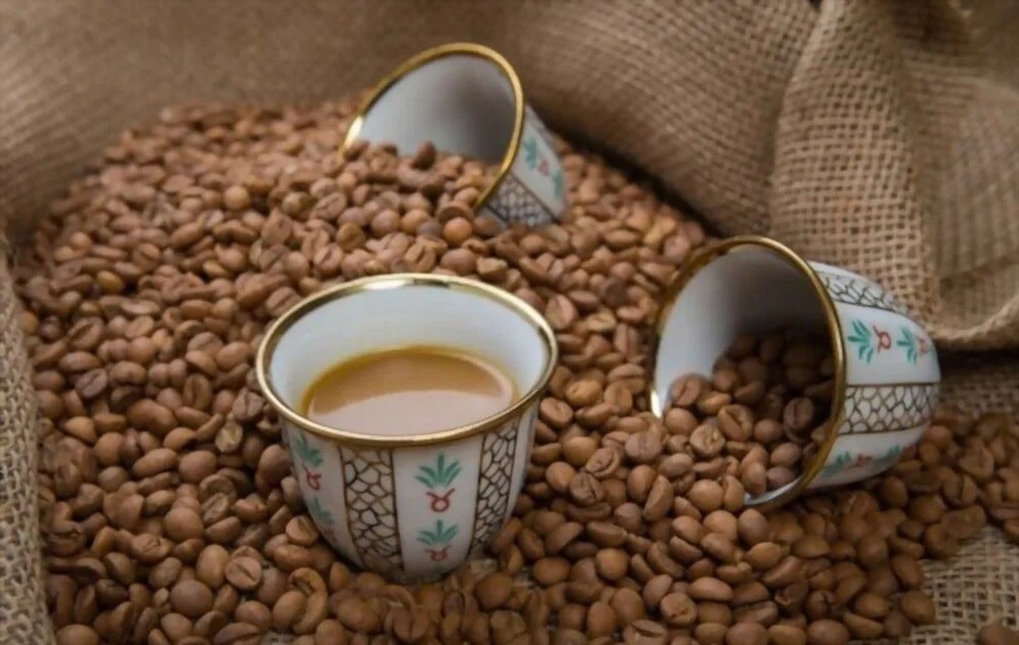 قهوة سعودية - صغير