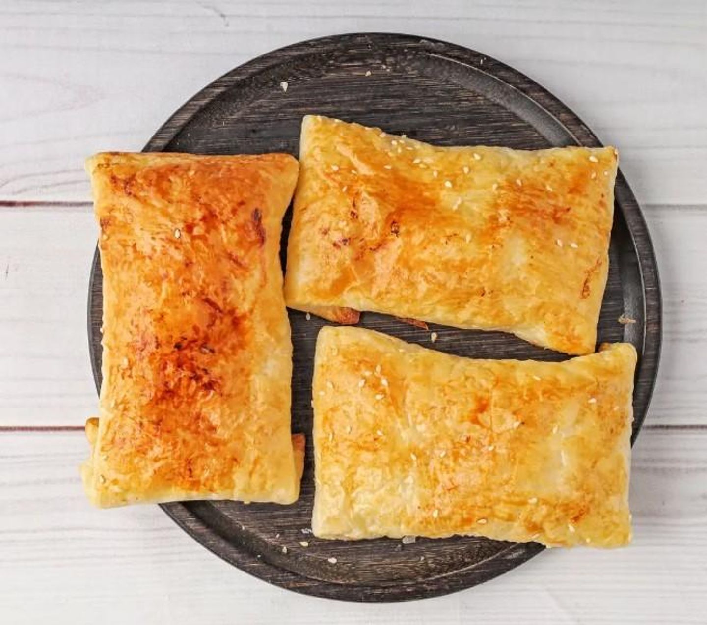 Puff With Cheddar Cheese - 10 Pieces