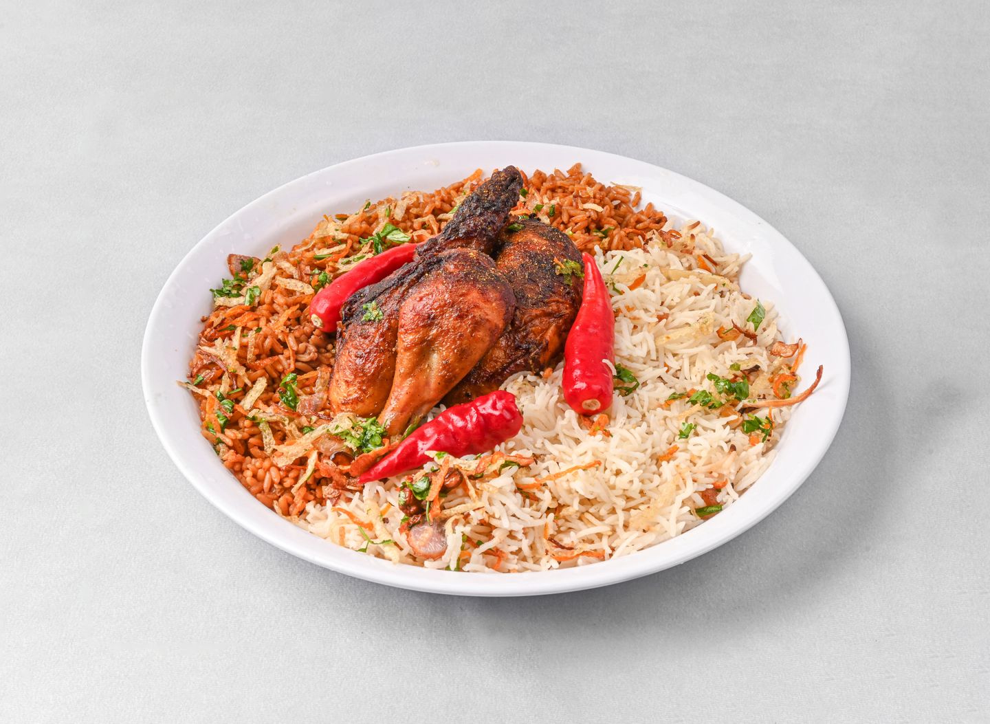 دجاج شواية العدل مع الأرز حراق - نصف دجاجة