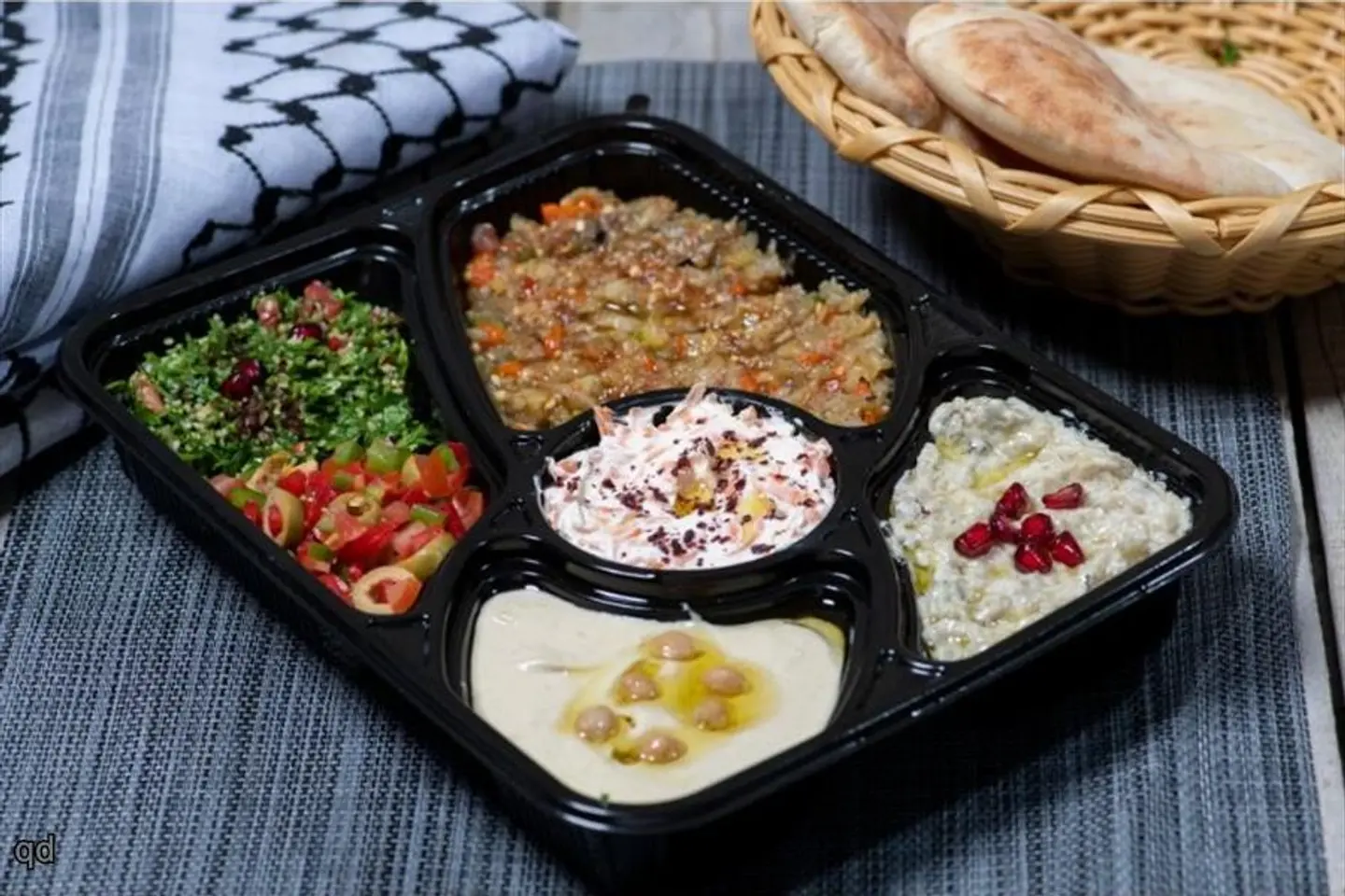 مقبلات مشكلة - صغير