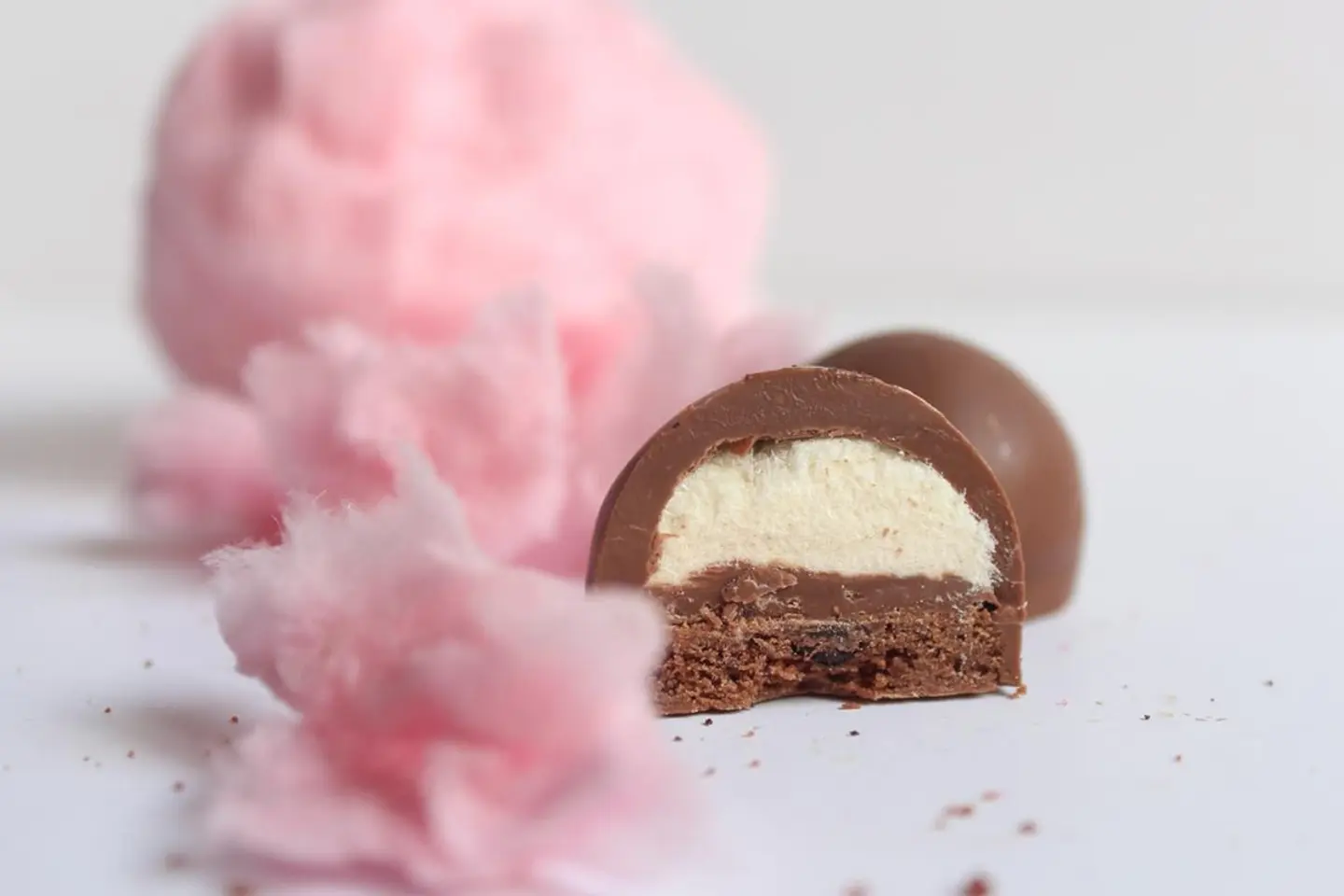 Cotton Candy Chocolate - 250 Grams