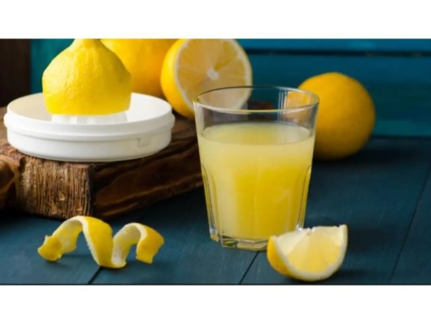 Lemon And Ginger Juice - Medium