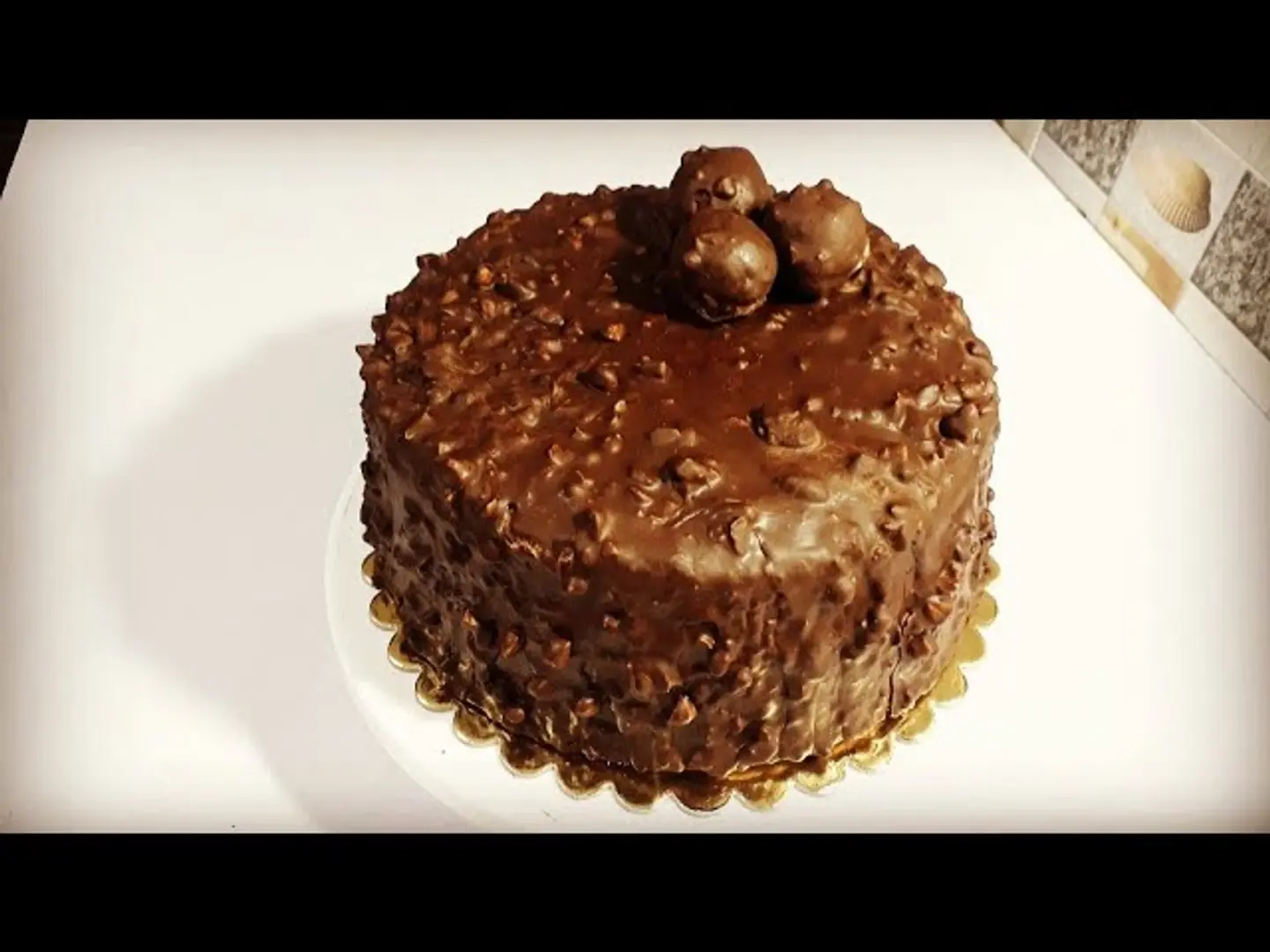 Large Rocher Cake - Half Kilo