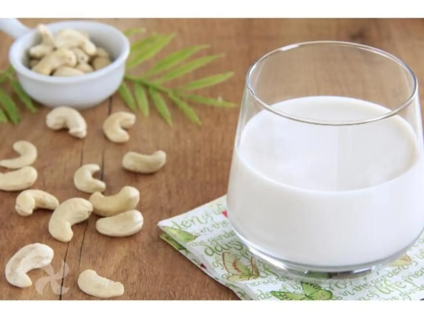 Cashew And Milk Juice - Small