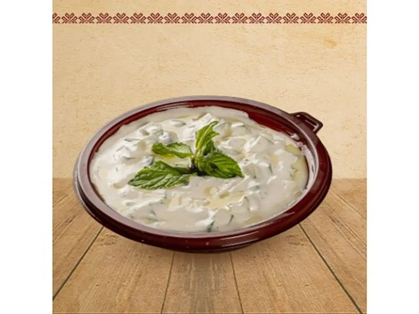 سلطة خيار باللبن - صغير