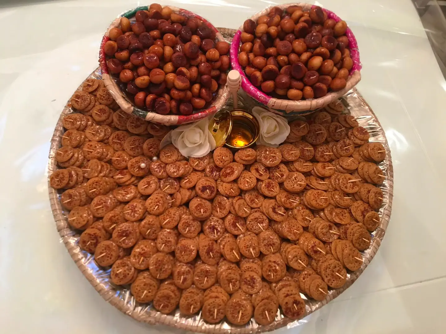 Mini Masabeeb With Honey & 2 Mini Kleija - Medium