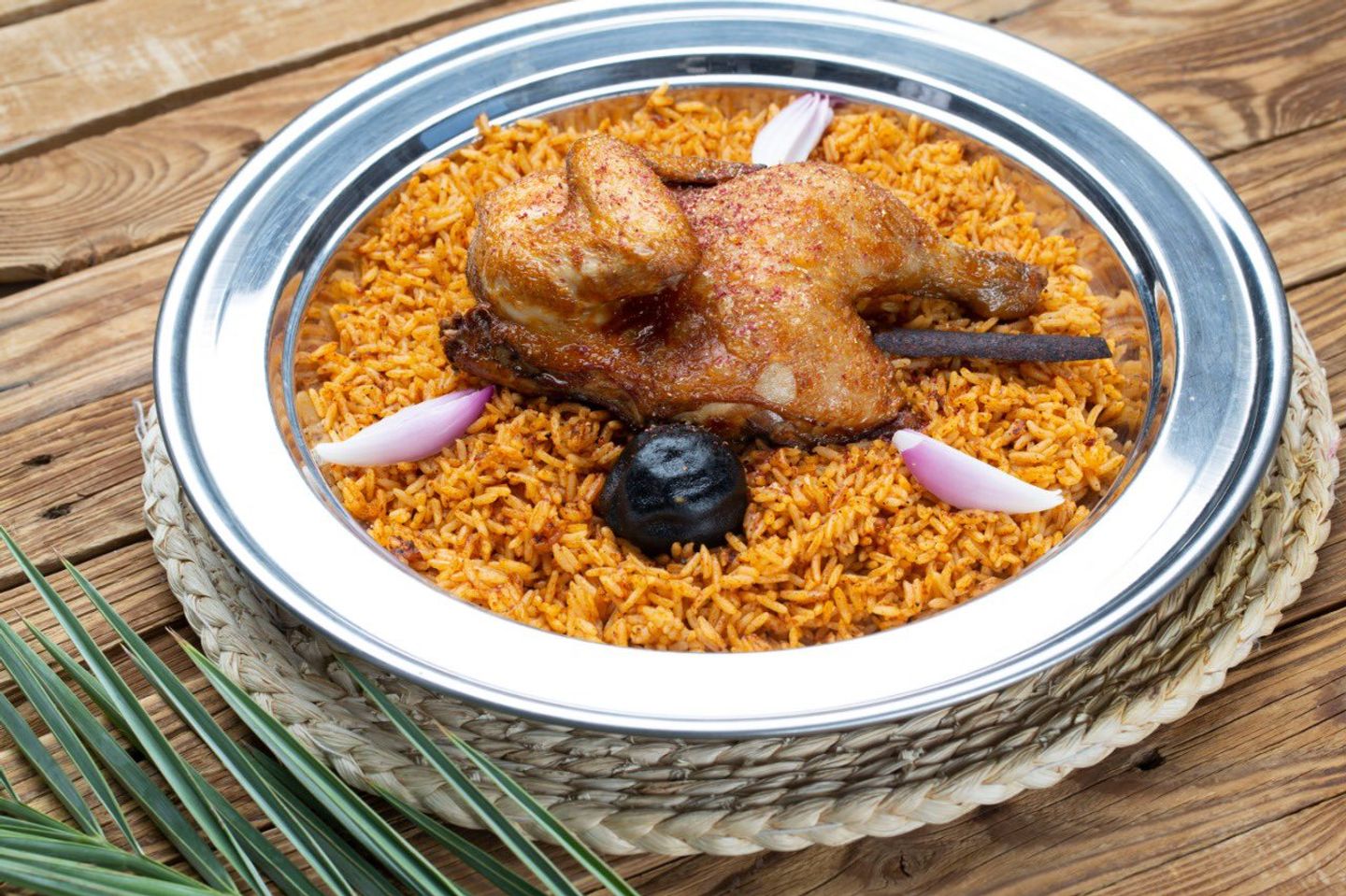 دجاج مقلي مع الأرز - نص حبة دجاج
