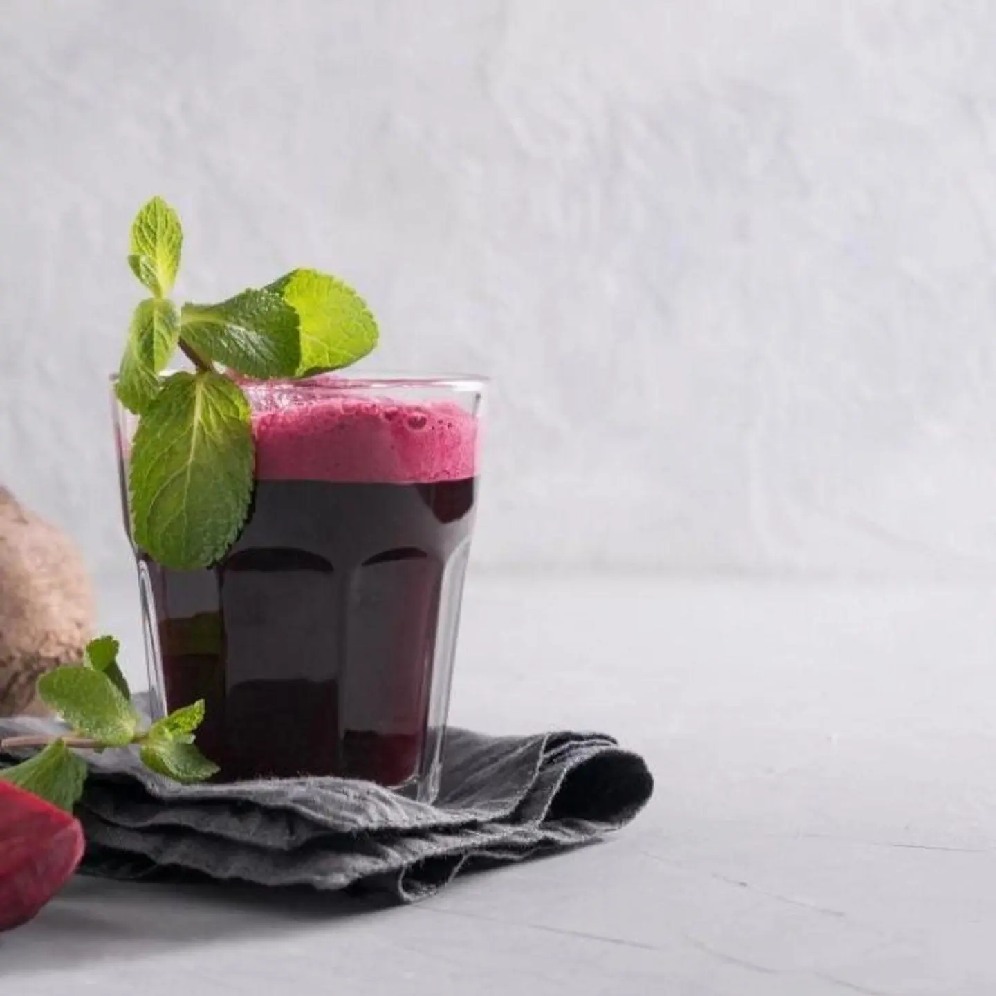 Black Strawberry - Large