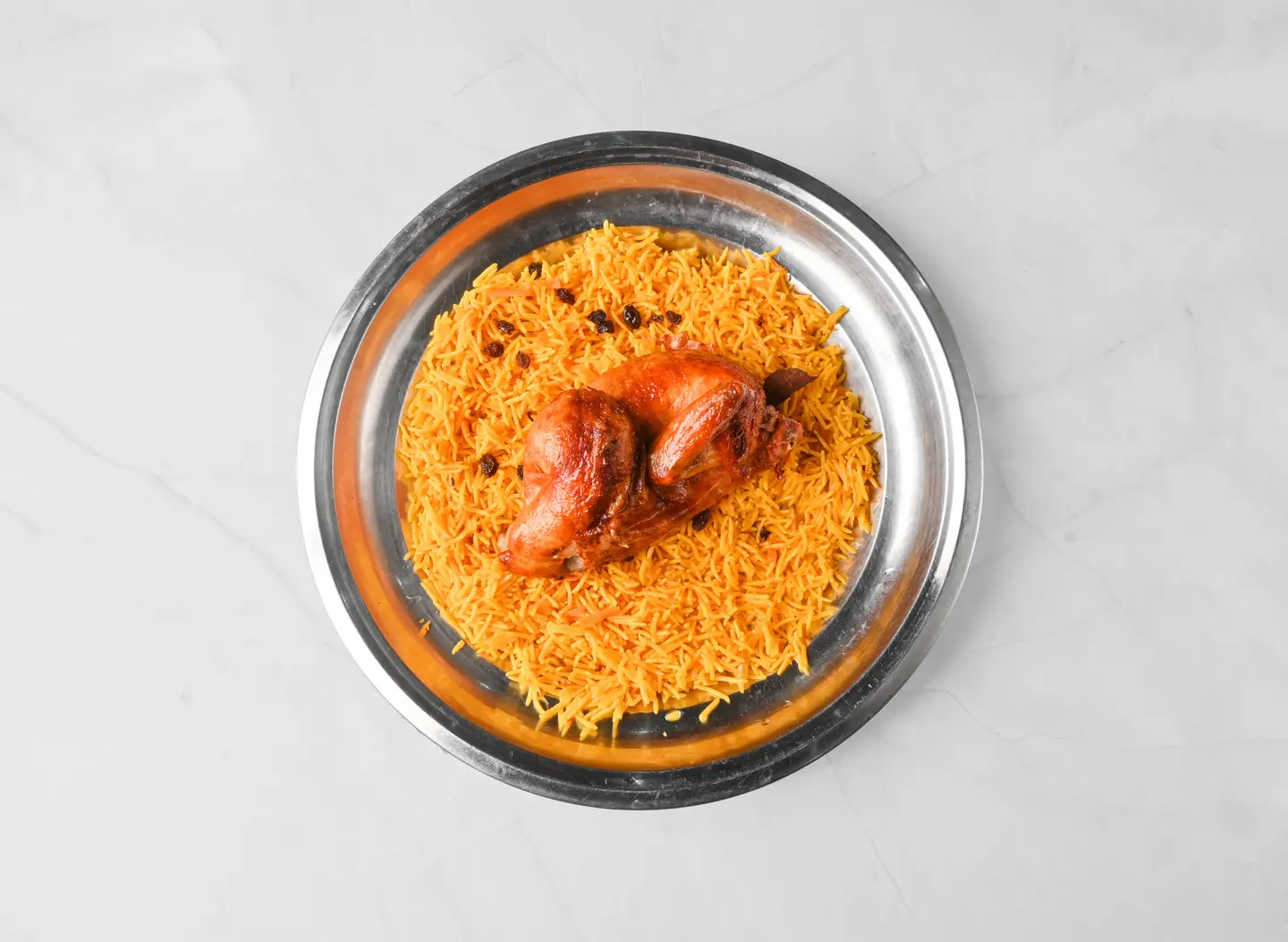 دجاج شواية الحطب مع الرز - نص حبة دجاج