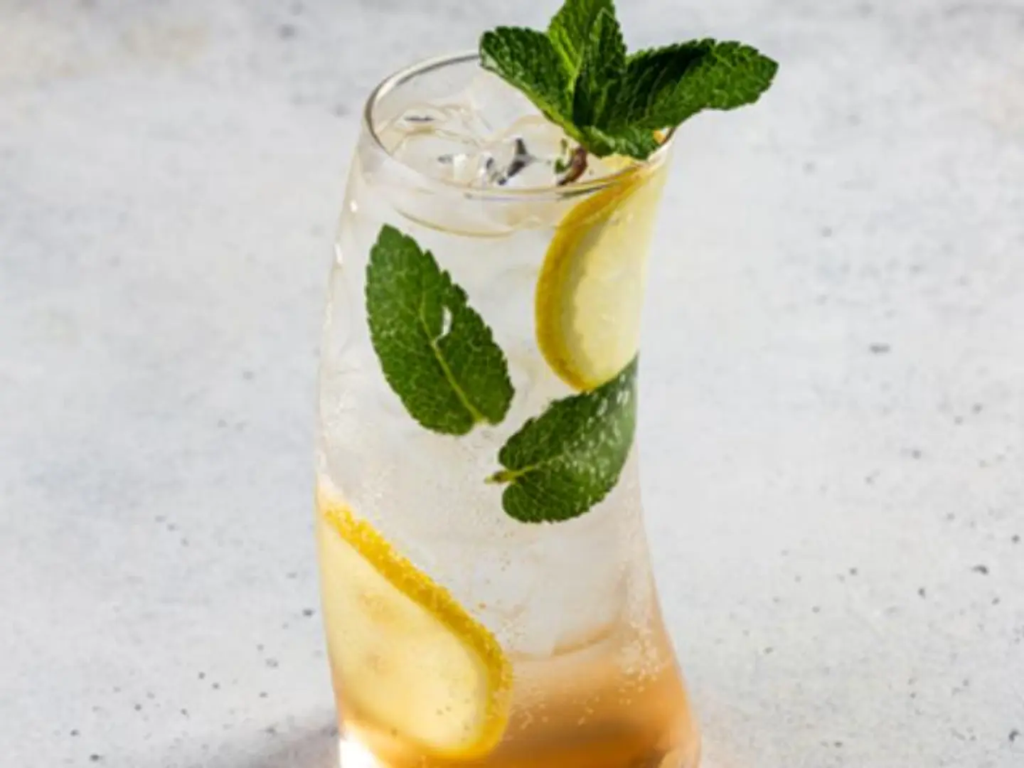 موهيتو فاكهة العاطفة - مشروب غازي