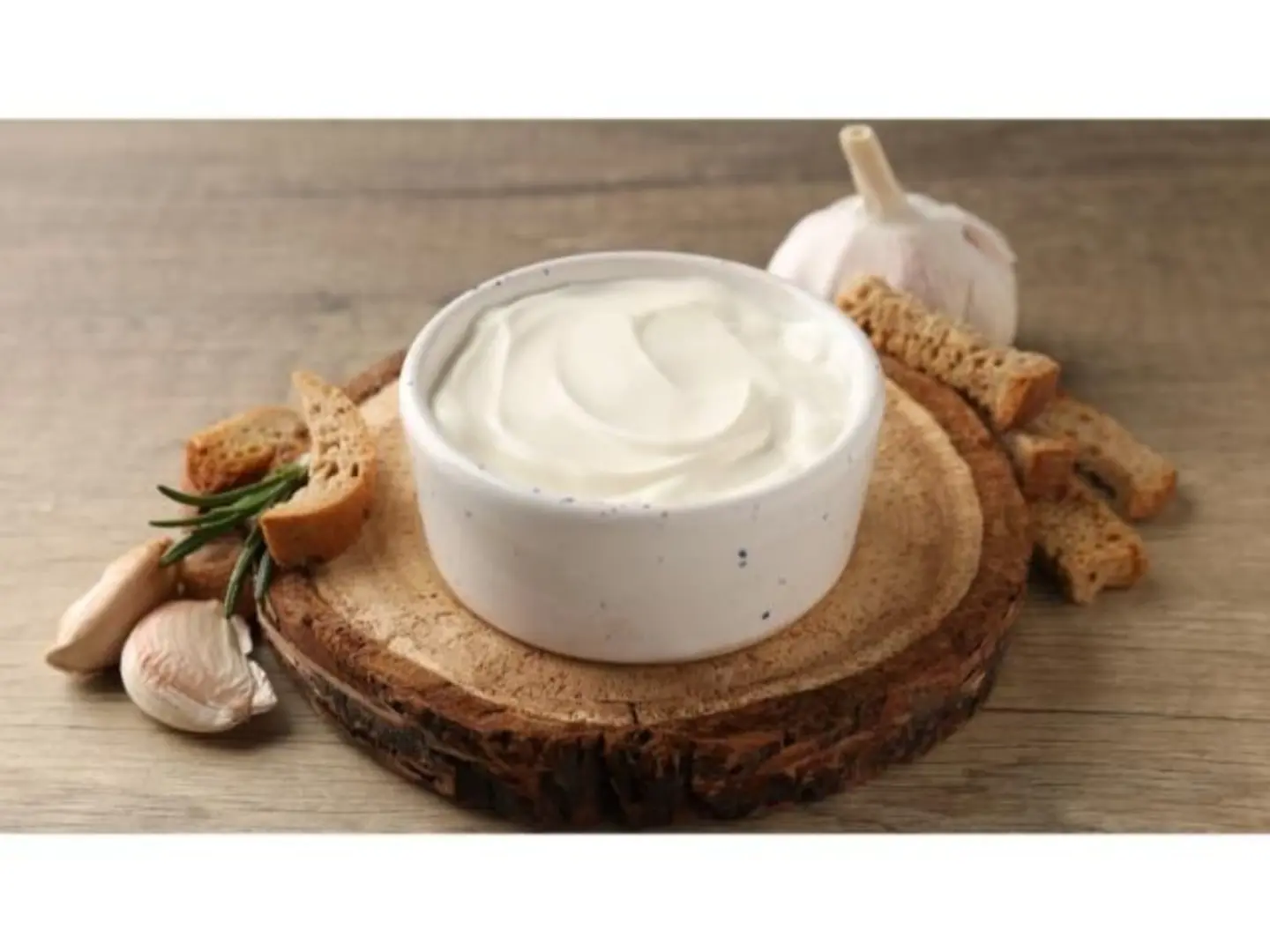 صحن ثوم - وسط