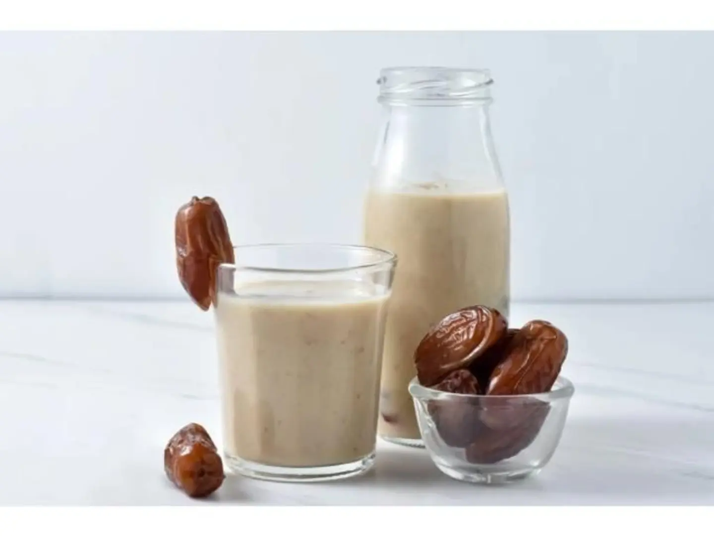 عصير تمر بالحليب - صغير