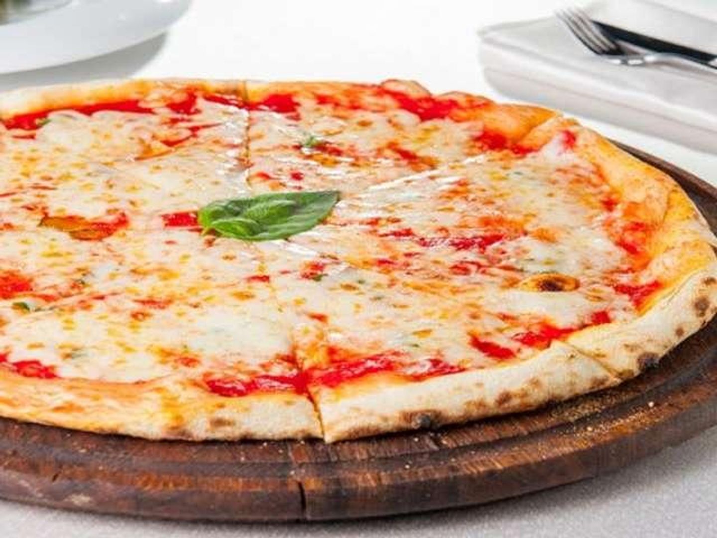 بيتزا مارغريتا - صغير