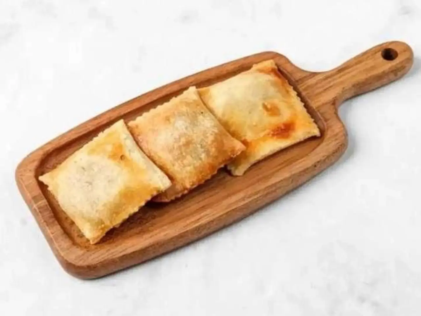 Chicken And Cheese Yaghmoush - 20 Pieces