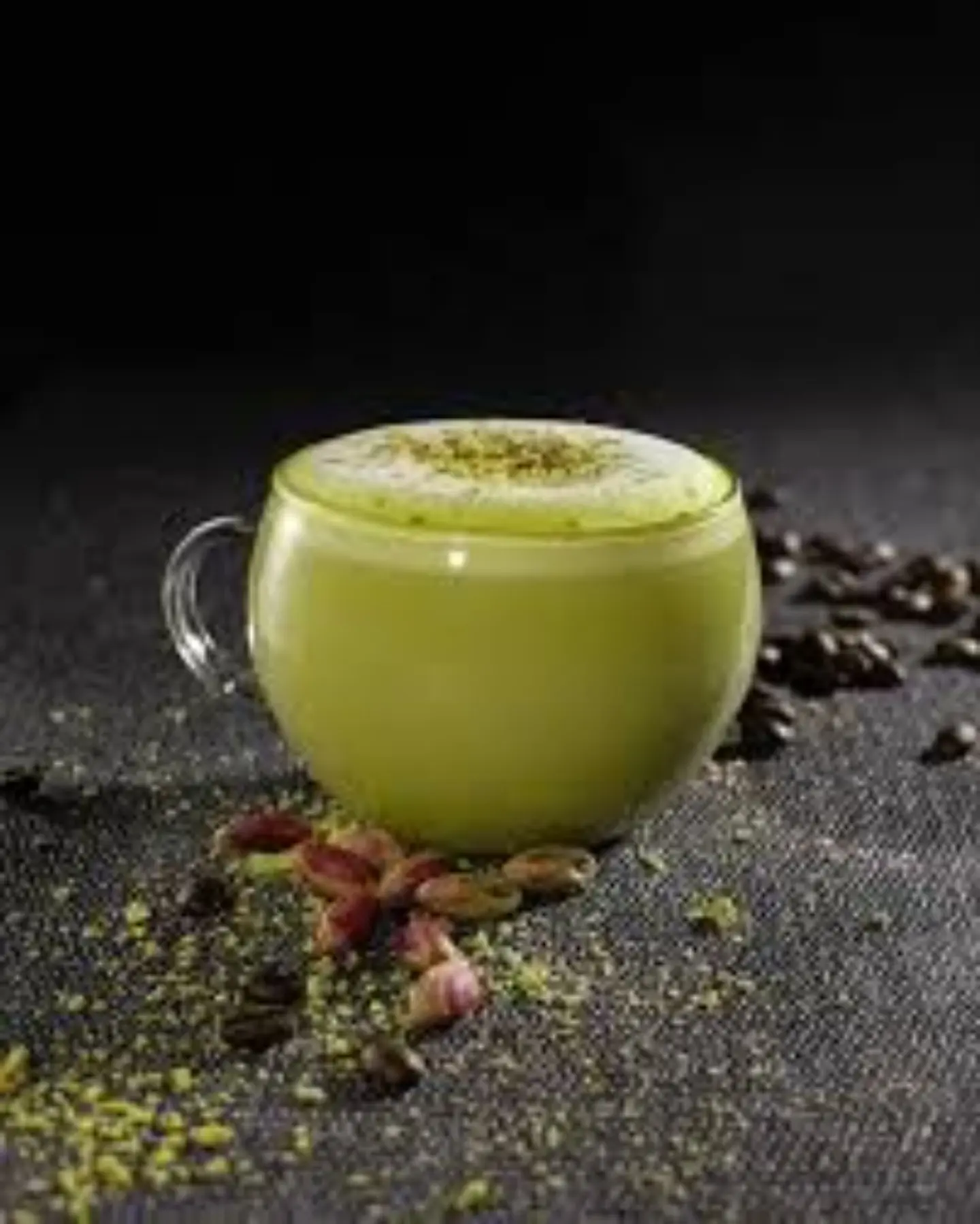 مقز بيستاشيو لاتيه - وسط