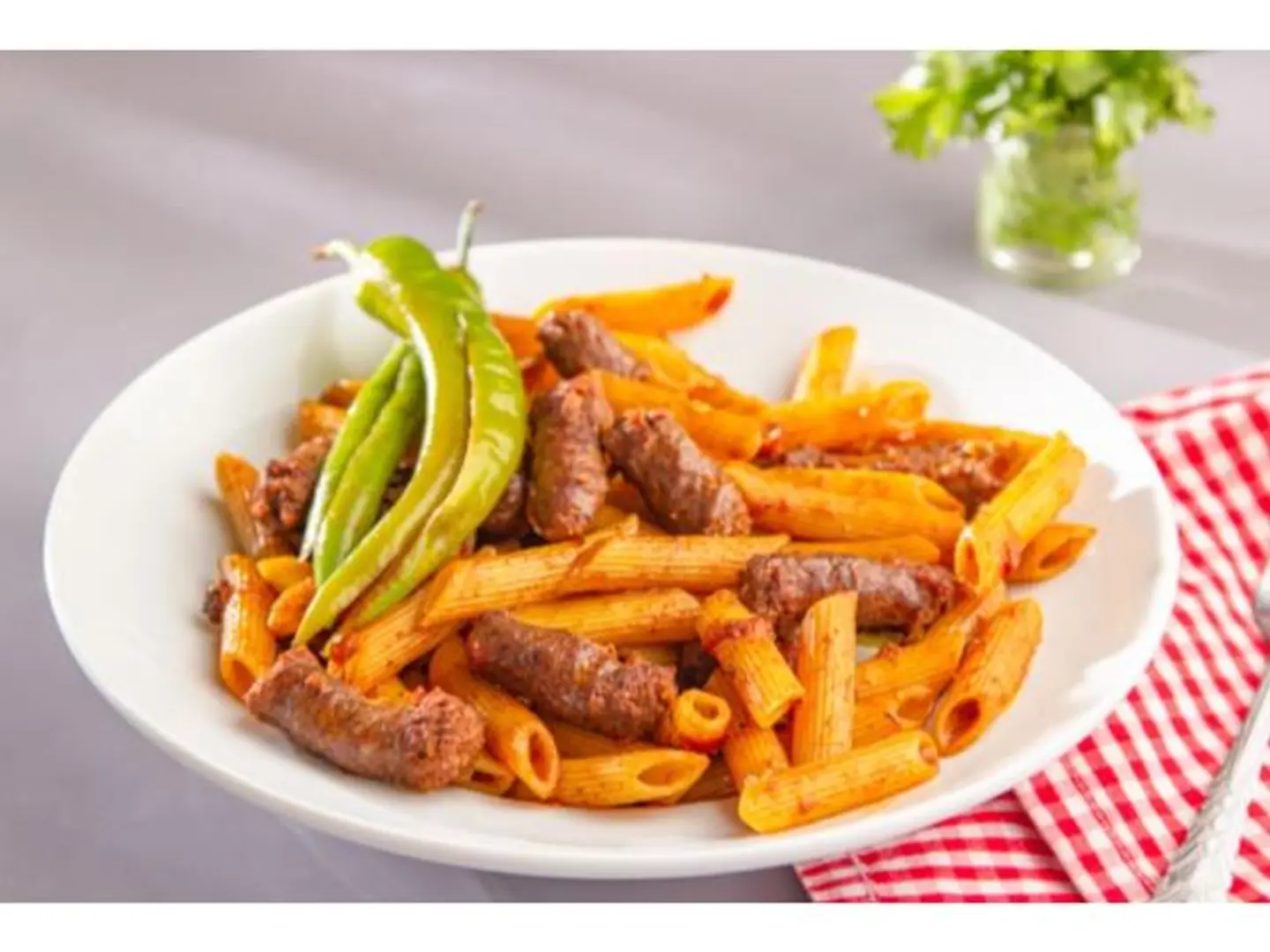 معكرونة سجق - صغير