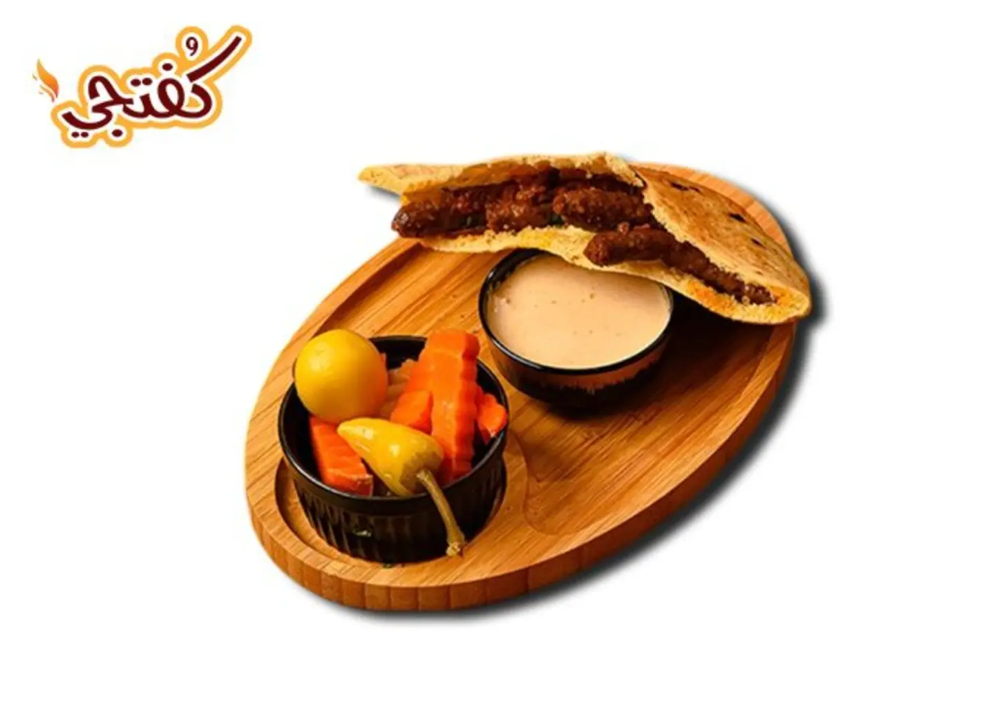 ساندوش سجق - خبز بلدي