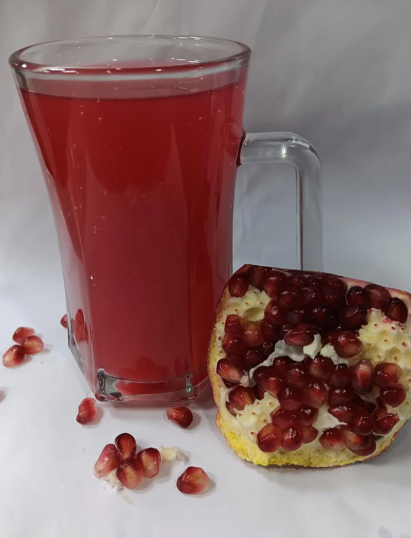 عصير رمان - رمان صغير