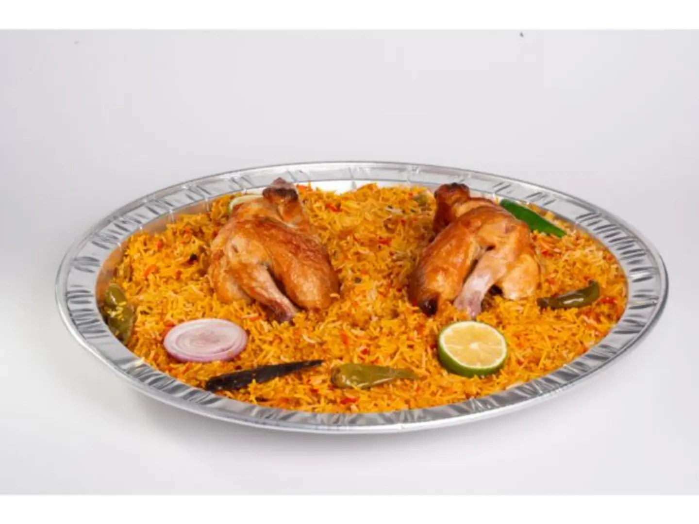 دجاج شواية مع رز بهارات رز حراق - نص حبة دجاج